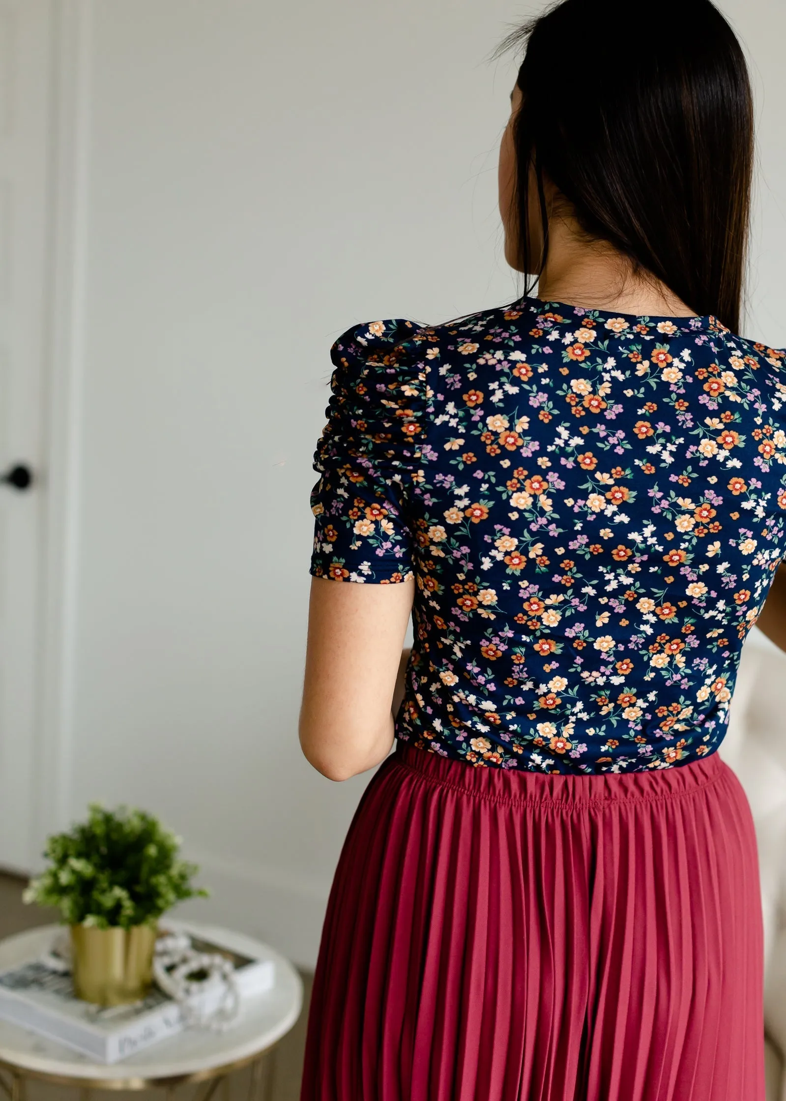 Navy Floral Puff Sleeve Tee