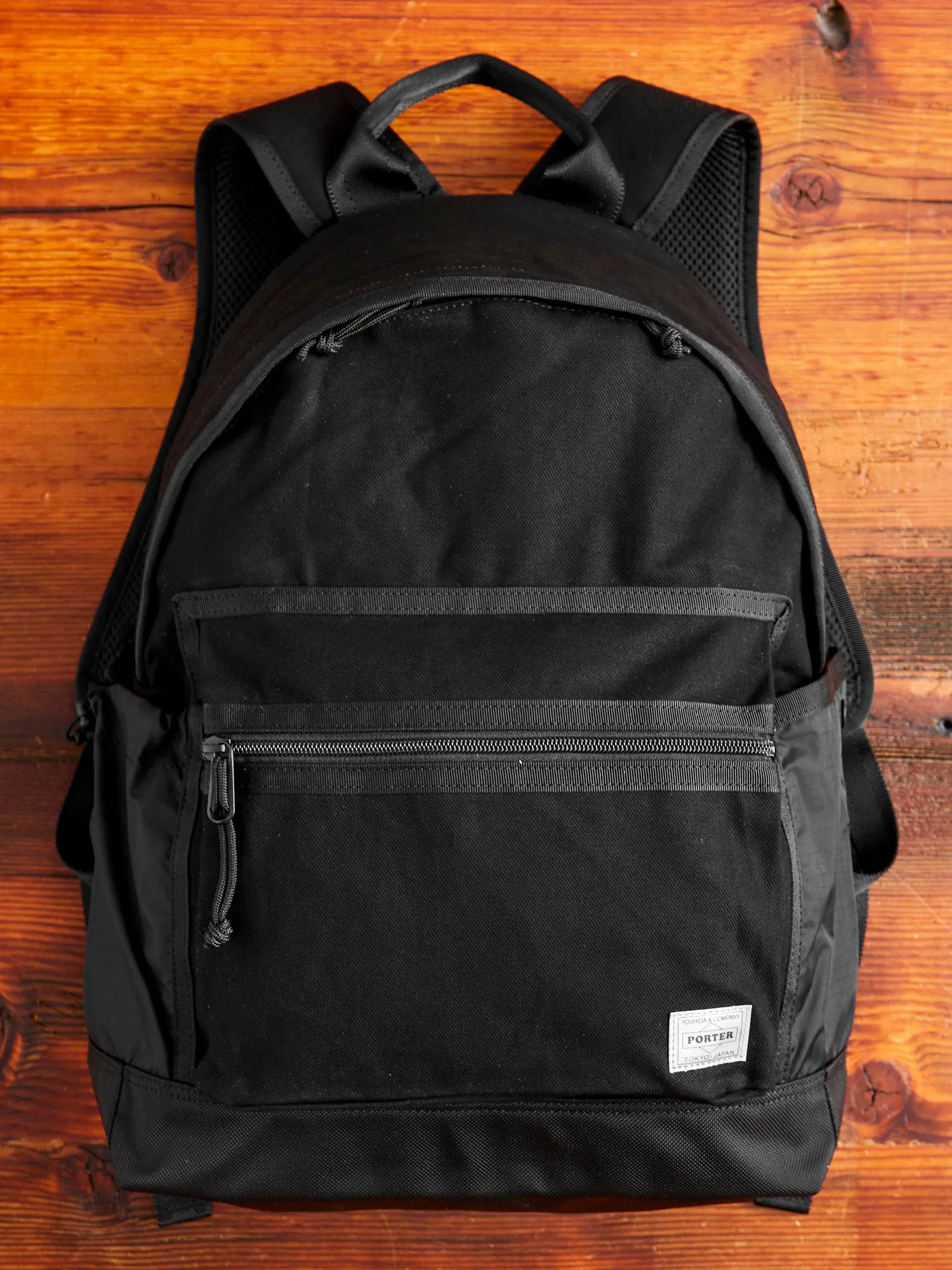 "Switch" Daypack in Black