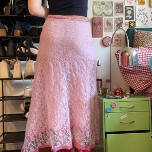 TAVIMART  -  Women Sweet Pink Lace Split Skirt Y2K Streetwear Contrast Aesthetic Stylish Flowy Long Skirts Cute Outfits Summer